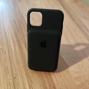 Apple iPhone 11 Charging Case